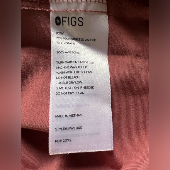 Mauve Catarina One-Pocket Top- FIGS - Picture 6 of 6